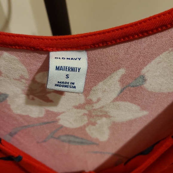 Old Navy Floral Maternity Dress - Picture 4 of 5